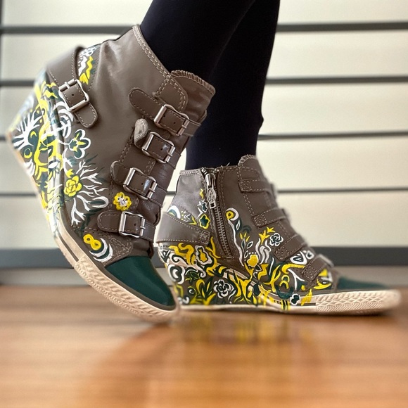 Custom Painted Commissions - Picture 3 of 3